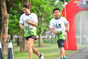 BIB: 070
                            <button type="button" onclick="openModal(3763561)" class="btn btn-primary btn-sm float-right btn-popup" data-toggle="modal" data-target=".modal-high-quality">
                        <i class="fas fa-shopping-cart"></i> Add to Cart
                    </button>
                                            <button type="button" onclick="isThisMe(3763561, true)" class="btn btn-success btn-sm float-right btn-popup btn-isme hidden" data-toggle="tooltip" data-placement="bottom" title="นี่คือรูปของคุณใช่ไหม คลิกที่นี่เพื่อเอาเข้าอัลบั้ม">
                        <i class="fas fa-plus"></i> Add to album
                    </button>
                    <button type="button" onclick="isThisMe(3763561, false)" class="btn btn-warning btn-sm float-right btn-popup btn-isnotme hidden">
                        <i class="fas fa-ban"></i> Remove from album
                    </button>