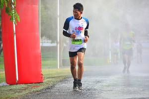 BIB: 2682
                            <button type="button" onclick="openModal(3685515)" class="btn btn-primary btn-sm float-right btn-popup" data-toggle="modal" data-target=".modal-high-quality">
                        <i class="fas fa-shopping-cart"></i> Add to Cart
                    </button>
                                            <button type="button" onclick="isThisMe(3685515, true)" class="btn btn-success btn-sm float-right btn-popup btn-isme hidden" data-toggle="tooltip" data-placement="bottom" title="นี่คือรูปของคุณใช่ไหม คลิกที่นี่เพื่อเอาเข้าอัลบั้ม">
                        <i class="fas fa-plus"></i> Add to album
                    </button>
                    <button type="button" onclick="isThisMe(3685515, false)" class="btn btn-warning btn-sm float-right btn-popup btn-isnotme hidden">
                        <i class="fas fa-ban"></i> Remove from album
                    </button>