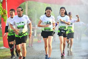 BIB: 111, 2904, 2887
                            <button type="button" onclick="openModal(3760183)" class="btn btn-primary btn-sm float-right btn-popup" data-toggle="modal" data-target=".modal-high-quality">
                        <i class="fas fa-shopping-cart"></i> Add to Cart
                    </button>
                                            <button type="button" onclick="isThisMe(3760183, true)" class="btn btn-success btn-sm float-right btn-popup btn-isme hidden" data-toggle="tooltip" data-placement="bottom" title="นี่คือรูปของคุณใช่ไหม คลิกที่นี่เพื่อเอาเข้าอัลบั้ม">
                        <i class="fas fa-plus"></i> Add to album
                    </button>
                    <button type="button" onclick="isThisMe(3760183, false)" class="btn btn-warning btn-sm float-right btn-popup btn-isnotme hidden">
                        <i class="fas fa-ban"></i> Remove from album
                    </button>