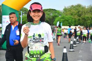 BIB: 0441
                            <button type="button" onclick="openModal(3732077)" class="btn btn-primary btn-sm float-right btn-popup" data-toggle="modal" data-target=".modal-high-quality">
                        <i class="fas fa-shopping-cart"></i> Add to Cart
                    </button>
                                            <button type="button" onclick="isThisMe(3732077, true)" class="btn btn-success btn-sm float-right btn-popup btn-isme hidden" data-toggle="tooltip" data-placement="bottom" title="นี่คือรูปของคุณใช่ไหม คลิกที่นี่เพื่อเอาเข้าอัลบั้ม">
                        <i class="fas fa-plus"></i> Add to album
                    </button>
                    <button type="button" onclick="isThisMe(3732077, false)" class="btn btn-warning btn-sm float-right btn-popup btn-isnotme hidden">
                        <i class="fas fa-ban"></i> Remove from album
                    </button>