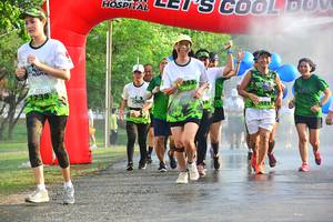 BIB: 1583
                            <button type="button" onclick="openModal(3768663)" class="btn btn-primary btn-sm float-right btn-popup" data-toggle="modal" data-target=".modal-high-quality">
                        <i class="fas fa-shopping-cart"></i> Add to Cart
                    </button>
                                            <button type="button" onclick="isThisMe(3768663, true)" class="btn btn-success btn-sm float-right btn-popup btn-isme hidden" data-toggle="tooltip" data-placement="bottom" title="นี่คือรูปของคุณใช่ไหม คลิกที่นี่เพื่อเอาเข้าอัลบั้ม">
                        <i class="fas fa-plus"></i> Add to album
                    </button>
                    <button type="button" onclick="isThisMe(3768663, false)" class="btn btn-warning btn-sm float-right btn-popup btn-isnotme hidden">
                        <i class="fas fa-ban"></i> Remove from album
                    </button>