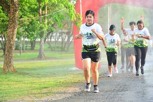 BIB: 2401
                            <button type="button" onclick="openModal(3745726)" class="btn btn-primary btn-sm float-right btn-popup" data-toggle="modal" data-target=".modal-high-quality">
                        <i class="fas fa-shopping-cart"></i> Add to Cart
                    </button>
                                            <button type="button" onclick="isThisMe(3745726, true)" class="btn btn-success btn-sm float-right btn-popup btn-isme hidden" data-toggle="tooltip" data-placement="bottom" title="นี่คือรูปของคุณใช่ไหม คลิกที่นี่เพื่อเอาเข้าอัลบั้ม">
                        <i class="fas fa-plus"></i> Add to album
                    </button>
                    <button type="button" onclick="isThisMe(3745726, false)" class="btn btn-warning btn-sm float-right btn-popup btn-isnotme hidden">
                        <i class="fas fa-ban"></i> Remove from album
                    </button>