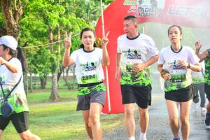 BIB: 2394, 
                            <button type="button" onclick="openModal(3745483)" class="btn btn-primary btn-sm float-right btn-popup" data-toggle="modal" data-target=".modal-high-quality">
                        <i class="fas fa-shopping-cart"></i> Add to Cart
                    </button>
                                            <button type="button" onclick="isThisMe(3745483, true)" class="btn btn-success btn-sm float-right btn-popup btn-isme hidden" data-toggle="tooltip" data-placement="bottom" title="นี่คือรูปของคุณใช่ไหม คลิกที่นี่เพื่อเอาเข้าอัลบั้ม">
                        <i class="fas fa-plus"></i> Add to album
                    </button>
                    <button type="button" onclick="isThisMe(3745483, false)" class="btn btn-warning btn-sm float-right btn-popup btn-isnotme hidden">
                        <i class="fas fa-ban"></i> Remove from album
                    </button>