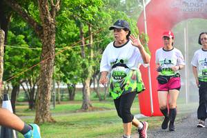 BIB: 
                            <button type="button" onclick="openModal(3776071)" class="btn btn-primary btn-sm float-right btn-popup" data-toggle="modal" data-target=".modal-high-quality">
                        <i class="fas fa-shopping-cart"></i> Add to Cart
                    </button>
                                            <button type="button" onclick="isThisMe(3776071, true)" class="btn btn-success btn-sm float-right btn-popup btn-isme hidden" data-toggle="tooltip" data-placement="bottom" title="นี่คือรูปของคุณใช่ไหม คลิกที่นี่เพื่อเอาเข้าอัลบั้ม">
                        <i class="fas fa-plus"></i> Add to album
                    </button>
                    <button type="button" onclick="isThisMe(3776071, false)" class="btn btn-warning btn-sm float-right btn-popup btn-isnotme hidden">
                        <i class="fas fa-ban"></i> Remove from album
                    </button>