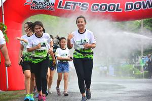 BIB: 8821
                            <button type="button" onclick="openModal(3723197)" class="btn btn-primary btn-sm float-right btn-popup" data-toggle="modal" data-target=".modal-high-quality">
                        <i class="fas fa-shopping-cart"></i> Add to Cart
                    </button>
                                            <button type="button" onclick="isThisMe(3723197, true)" class="btn btn-success btn-sm float-right btn-popup btn-isme hidden" data-toggle="tooltip" data-placement="bottom" title="นี่คือรูปของคุณใช่ไหม คลิกที่นี่เพื่อเอาเข้าอัลบั้ม">
                        <i class="fas fa-plus"></i> Add to album
                    </button>
                    <button type="button" onclick="isThisMe(3723197, false)" class="btn btn-warning btn-sm float-right btn-popup btn-isnotme hidden">
                        <i class="fas fa-ban"></i> Remove from album
                    </button>