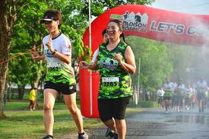 BIB: 1362, 2785
                            <button type="button" onclick="openModal(3758530)" class="btn btn-primary btn-sm float-right btn-popup" data-toggle="modal" data-target=".modal-high-quality">
                        <i class="fas fa-shopping-cart"></i> Add to Cart
                    </button>
                                            <button type="button" onclick="isThisMe(3758530, true)" class="btn btn-success btn-sm float-right btn-popup btn-isme hidden" data-toggle="tooltip" data-placement="bottom" title="นี่คือรูปของคุณใช่ไหม คลิกที่นี่เพื่อเอาเข้าอัลบั้ม">
                        <i class="fas fa-plus"></i> Add to album
                    </button>
                    <button type="button" onclick="isThisMe(3758530, false)" class="btn btn-warning btn-sm float-right btn-popup btn-isnotme hidden">
                        <i class="fas fa-ban"></i> Remove from album
                    </button>