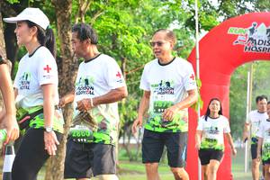 BIB: 2059
                            <button type="button" onclick="openModal(3772851)" class="btn btn-primary btn-sm float-right btn-popup" data-toggle="modal" data-target=".modal-high-quality">
                        <i class="fas fa-shopping-cart"></i> Add to Cart
                    </button>
                                            <button type="button" onclick="isThisMe(3772851, true)" class="btn btn-success btn-sm float-right btn-popup btn-isme hidden" data-toggle="tooltip" data-placement="bottom" title="นี่คือรูปของคุณใช่ไหม คลิกที่นี่เพื่อเอาเข้าอัลบั้ม">
                        <i class="fas fa-plus"></i> Add to album
                    </button>
                    <button type="button" onclick="isThisMe(3772851, false)" class="btn btn-warning btn-sm float-right btn-popup btn-isnotme hidden">
                        <i class="fas fa-ban"></i> Remove from album
                    </button>