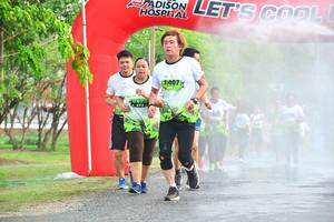 BIB: 1407
                            <button type="button" onclick="openModal(3719590)" class="btn btn-primary btn-sm float-right btn-popup" data-toggle="modal" data-target=".modal-high-quality">
                        <i class="fas fa-shopping-cart"></i> Add to Cart
                    </button>
                                            <button type="button" onclick="isThisMe(3719590, true)" class="btn btn-success btn-sm float-right btn-popup btn-isme hidden" data-toggle="tooltip" data-placement="bottom" title="นี่คือรูปของคุณใช่ไหม คลิกที่นี่เพื่อเอาเข้าอัลบั้ม">
                        <i class="fas fa-plus"></i> Add to album
                    </button>
                    <button type="button" onclick="isThisMe(3719590, false)" class="btn btn-warning btn-sm float-right btn-popup btn-isnotme hidden">
                        <i class="fas fa-ban"></i> Remove from album
                    </button>