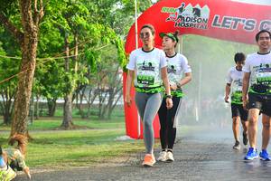 BIB: 345
                            <button type="button" onclick="openModal(3754187)" class="btn btn-primary btn-sm float-right btn-popup" data-toggle="modal" data-target=".modal-high-quality">
                        <i class="fas fa-shopping-cart"></i> Add to Cart
                    </button>
                                            <button type="button" onclick="isThisMe(3754187, true)" class="btn btn-success btn-sm float-right btn-popup btn-isme hidden" data-toggle="tooltip" data-placement="bottom" title="นี่คือรูปของคุณใช่ไหม คลิกที่นี่เพื่อเอาเข้าอัลบั้ม">
                        <i class="fas fa-plus"></i> Add to album
                    </button>
                    <button type="button" onclick="isThisMe(3754187, false)" class="btn btn-warning btn-sm float-right btn-popup btn-isnotme hidden">
                        <i class="fas fa-ban"></i> Remove from album
                    </button>