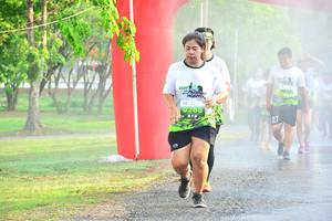 BIB: 268
                            <button type="button" onclick="openModal(3744328)" class="btn btn-primary btn-sm float-right btn-popup" data-toggle="modal" data-target=".modal-high-quality">
                        <i class="fas fa-shopping-cart"></i> Add to Cart
                    </button>
                                            <button type="button" onclick="isThisMe(3744328, true)" class="btn btn-success btn-sm float-right btn-popup btn-isme hidden" data-toggle="tooltip" data-placement="bottom" title="นี่คือรูปของคุณใช่ไหม คลิกที่นี่เพื่อเอาเข้าอัลบั้ม">
                        <i class="fas fa-plus"></i> Add to album
                    </button>
                    <button type="button" onclick="isThisMe(3744328, false)" class="btn btn-warning btn-sm float-right btn-popup btn-isnotme hidden">
                        <i class="fas fa-ban"></i> Remove from album
                    </button>