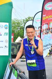 BIB: 1899
                            <button type="button" onclick="openModal(3732108)" class="btn btn-primary btn-sm float-right btn-popup" data-toggle="modal" data-target=".modal-high-quality">
                        <i class="fas fa-shopping-cart"></i> Add to Cart
                    </button>
                                            <button type="button" onclick="isThisMe(3732108, true)" class="btn btn-success btn-sm float-right btn-popup btn-isme hidden" data-toggle="tooltip" data-placement="bottom" title="นี่คือรูปของคุณใช่ไหม คลิกที่นี่เพื่อเอาเข้าอัลบั้ม">
                        <i class="fas fa-plus"></i> Add to album
                    </button>
                    <button type="button" onclick="isThisMe(3732108, false)" class="btn btn-warning btn-sm float-right btn-popup btn-isnotme hidden">
                        <i class="fas fa-ban"></i> Remove from album
                    </button>