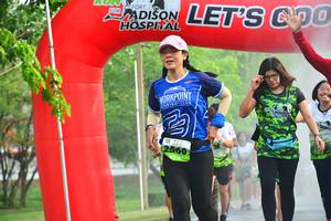 BIB: 2560, 
                            <button type="button" onclick="openModal(3774446)" class="btn btn-primary btn-sm float-right btn-popup" data-toggle="modal" data-target=".modal-high-quality">
                        <i class="fas fa-shopping-cart"></i> Add to Cart
                    </button>
                                            <button type="button" onclick="isThisMe(3774446, true)" class="btn btn-success btn-sm float-right btn-popup btn-isme hidden" data-toggle="tooltip" data-placement="bottom" title="นี่คือรูปของคุณใช่ไหม คลิกที่นี่เพื่อเอาเข้าอัลบั้ม">
                        <i class="fas fa-plus"></i> Add to album
                    </button>
                    <button type="button" onclick="isThisMe(3774446, false)" class="btn btn-warning btn-sm float-right btn-popup btn-isnotme hidden">
                        <i class="fas fa-ban"></i> Remove from album
                    </button>