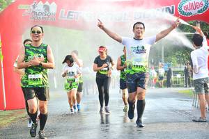 BIB: 1561
                            <button type="button" onclick="openModal(3745549)" class="btn btn-primary btn-sm float-right btn-popup" data-toggle="modal" data-target=".modal-high-quality">
                        <i class="fas fa-shopping-cart"></i> Add to Cart
                    </button>
                                            <button type="button" onclick="isThisMe(3745549, true)" class="btn btn-success btn-sm float-right btn-popup btn-isme hidden" data-toggle="tooltip" data-placement="bottom" title="นี่คือรูปของคุณใช่ไหม คลิกที่นี่เพื่อเอาเข้าอัลบั้ม">
                        <i class="fas fa-plus"></i> Add to album
                    </button>
                    <button type="button" onclick="isThisMe(3745549, false)" class="btn btn-warning btn-sm float-right btn-popup btn-isnotme hidden">
                        <i class="fas fa-ban"></i> Remove from album
                    </button>