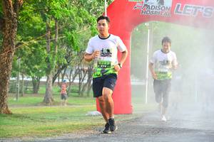 BIB: 325
                            <button type="button" onclick="openModal(3698036)" class="btn btn-primary btn-sm float-right btn-popup" data-toggle="modal" data-target=".modal-high-quality">
                        <i class="fas fa-shopping-cart"></i> Add to Cart
                    </button>
                                            <button type="button" onclick="isThisMe(3698036, true)" class="btn btn-success btn-sm float-right btn-popup btn-isme hidden" data-toggle="tooltip" data-placement="bottom" title="นี่คือรูปของคุณใช่ไหม คลิกที่นี่เพื่อเอาเข้าอัลบั้ม">
                        <i class="fas fa-plus"></i> Add to album
                    </button>
                    <button type="button" onclick="isThisMe(3698036, false)" class="btn btn-warning btn-sm float-right btn-popup btn-isnotme hidden">
                        <i class="fas fa-ban"></i> Remove from album
                    </button>