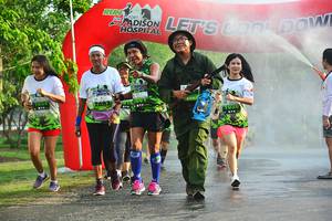 BIB: 
                            <button type="button" onclick="openModal(3756825)" class="btn btn-primary btn-sm float-right btn-popup" data-toggle="modal" data-target=".modal-high-quality">
                        <i class="fas fa-shopping-cart"></i> Add to Cart
                    </button>
                                            <button type="button" onclick="isThisMe(3756825, true)" class="btn btn-success btn-sm float-right btn-popup btn-isme hidden" data-toggle="tooltip" data-placement="bottom" title="นี่คือรูปของคุณใช่ไหม คลิกที่นี่เพื่อเอาเข้าอัลบั้ม">
                        <i class="fas fa-plus"></i> Add to album
                    </button>
                    <button type="button" onclick="isThisMe(3756825, false)" class="btn btn-warning btn-sm float-right btn-popup btn-isnotme hidden">
                        <i class="fas fa-ban"></i> Remove from album
                    </button>