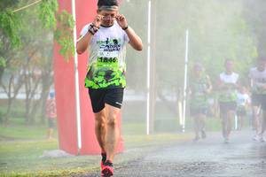 BIB: 1846
                            <button type="button" onclick="openModal(3706514)" class="btn btn-primary btn-sm float-right btn-popup" data-toggle="modal" data-target=".modal-high-quality">
                        <i class="fas fa-shopping-cart"></i> Add to Cart
                    </button>
                                            <button type="button" onclick="isThisMe(3706514, true)" class="btn btn-success btn-sm float-right btn-popup btn-isme hidden" data-toggle="tooltip" data-placement="bottom" title="นี่คือรูปของคุณใช่ไหม คลิกที่นี่เพื่อเอาเข้าอัลบั้ม">
                        <i class="fas fa-plus"></i> Add to album
                    </button>
                    <button type="button" onclick="isThisMe(3706514, false)" class="btn btn-warning btn-sm float-right btn-popup btn-isnotme hidden">
                        <i class="fas fa-ban"></i> Remove from album
                    </button>