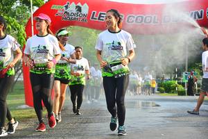 BIB: 458
                            <button type="button" onclick="openModal(3760454)" class="btn btn-primary btn-sm float-right btn-popup" data-toggle="modal" data-target=".modal-high-quality">
                        <i class="fas fa-shopping-cart"></i> Add to Cart
                    </button>
                                            <button type="button" onclick="isThisMe(3760454, true)" class="btn btn-success btn-sm float-right btn-popup btn-isme hidden" data-toggle="tooltip" data-placement="bottom" title="นี่คือรูปของคุณใช่ไหม คลิกที่นี่เพื่อเอาเข้าอัลบั้ม">
                        <i class="fas fa-plus"></i> Add to album
                    </button>
                    <button type="button" onclick="isThisMe(3760454, false)" class="btn btn-warning btn-sm float-right btn-popup btn-isnotme hidden">
                        <i class="fas fa-ban"></i> Remove from album
                    </button>