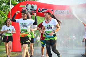 BIB: 184, 360
                            <button type="button" onclick="openModal(3747031)" class="btn btn-primary btn-sm float-right btn-popup" data-toggle="modal" data-target=".modal-high-quality">
                        <i class="fas fa-shopping-cart"></i> Add to Cart
                    </button>
                                            <button type="button" onclick="isThisMe(3747031, true)" class="btn btn-success btn-sm float-right btn-popup btn-isme hidden" data-toggle="tooltip" data-placement="bottom" title="นี่คือรูปของคุณใช่ไหม คลิกที่นี่เพื่อเอาเข้าอัลบั้ม">
                        <i class="fas fa-plus"></i> Add to album
                    </button>
                    <button type="button" onclick="isThisMe(3747031, false)" class="btn btn-warning btn-sm float-right btn-popup btn-isnotme hidden">
                        <i class="fas fa-ban"></i> Remove from album
                    </button>