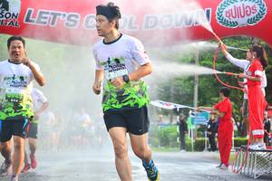 BIB: 
                            <button type="button" onclick="openModal(3700782)" class="btn btn-primary btn-sm float-right btn-popup" data-toggle="modal" data-target=".modal-high-quality">
                        <i class="fas fa-shopping-cart"></i> Add to Cart
                    </button>
                                            <button type="button" onclick="isThisMe(3700782, true)" class="btn btn-success btn-sm float-right btn-popup btn-isme hidden" data-toggle="tooltip" data-placement="bottom" title="นี่คือรูปของคุณใช่ไหม คลิกที่นี่เพื่อเอาเข้าอัลบั้ม">
                        <i class="fas fa-plus"></i> Add to album
                    </button>
                    <button type="button" onclick="isThisMe(3700782, false)" class="btn btn-warning btn-sm float-right btn-popup btn-isnotme hidden">
                        <i class="fas fa-ban"></i> Remove from album
                    </button>