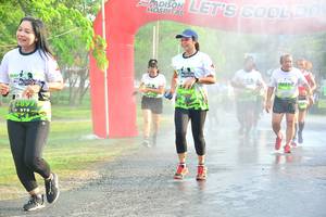 BIB: 2651
                            <button type="button" onclick="openModal(3752570)" class="btn btn-primary btn-sm float-right btn-popup" data-toggle="modal" data-target=".modal-high-quality">
                        <i class="fas fa-shopping-cart"></i> Add to Cart
                    </button>
                                            <button type="button" onclick="isThisMe(3752570, true)" class="btn btn-success btn-sm float-right btn-popup btn-isme hidden" data-toggle="tooltip" data-placement="bottom" title="นี่คือรูปของคุณใช่ไหม คลิกที่นี่เพื่อเอาเข้าอัลบั้ม">
                        <i class="fas fa-plus"></i> Add to album
                    </button>
                    <button type="button" onclick="isThisMe(3752570, false)" class="btn btn-warning btn-sm float-right btn-popup btn-isnotme hidden">
                        <i class="fas fa-ban"></i> Remove from album
                    </button>