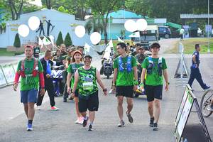 BIB: 2761
                            <button type="button" onclick="openModal(3732565)" class="btn btn-primary btn-sm float-right btn-popup" data-toggle="modal" data-target=".modal-high-quality">
                        <i class="fas fa-shopping-cart"></i> Add to Cart
                    </button>
                                            <button type="button" onclick="isThisMe(3732565, true)" class="btn btn-success btn-sm float-right btn-popup btn-isme hidden" data-toggle="tooltip" data-placement="bottom" title="นี่คือรูปของคุณใช่ไหม คลิกที่นี่เพื่อเอาเข้าอัลบั้ม">
                        <i class="fas fa-plus"></i> Add to album
                    </button>
                    <button type="button" onclick="isThisMe(3732565, false)" class="btn btn-warning btn-sm float-right btn-popup btn-isnotme hidden">
                        <i class="fas fa-ban"></i> Remove from album
                    </button>