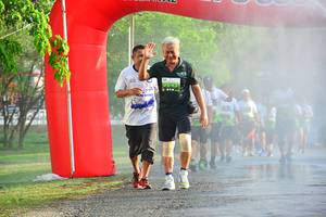 BIB: 645
                            <button type="button" onclick="openModal(3761331)" class="btn btn-primary btn-sm float-right btn-popup" data-toggle="modal" data-target=".modal-high-quality">
                        <i class="fas fa-shopping-cart"></i> Add to Cart
                    </button>
                                            <button type="button" onclick="isThisMe(3761331, true)" class="btn btn-success btn-sm float-right btn-popup btn-isme hidden" data-toggle="tooltip" data-placement="bottom" title="นี่คือรูปของคุณใช่ไหม คลิกที่นี่เพื่อเอาเข้าอัลบั้ม">
                        <i class="fas fa-plus"></i> Add to album
                    </button>
                    <button type="button" onclick="isThisMe(3761331, false)" class="btn btn-warning btn-sm float-right btn-popup btn-isnotme hidden">
                        <i class="fas fa-ban"></i> Remove from album
                    </button>