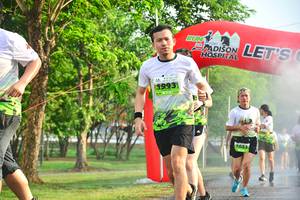 BIB: 199
                            <button type="button" onclick="openModal(3771446)" class="btn btn-primary btn-sm float-right btn-popup" data-toggle="modal" data-target=".modal-high-quality">
                        <i class="fas fa-shopping-cart"></i> Add to Cart
                    </button>
                                            <button type="button" onclick="isThisMe(3771446, true)" class="btn btn-success btn-sm float-right btn-popup btn-isme hidden" data-toggle="tooltip" data-placement="bottom" title="นี่คือรูปของคุณใช่ไหม คลิกที่นี่เพื่อเอาเข้าอัลบั้ม">
                        <i class="fas fa-plus"></i> Add to album
                    </button>
                    <button type="button" onclick="isThisMe(3771446, false)" class="btn btn-warning btn-sm float-right btn-popup btn-isnotme hidden">
                        <i class="fas fa-ban"></i> Remove from album
                    </button>