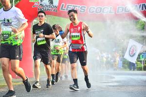 BIB: 1144, 994, 070, 2259
                            <button type="button" onclick="openModal(3732470)" class="btn btn-primary btn-sm float-right btn-popup" data-toggle="modal" data-target=".modal-high-quality">
                        <i class="fas fa-shopping-cart"></i> Add to Cart
                    </button>
                                            <button type="button" onclick="isThisMe(3732470, true)" class="btn btn-success btn-sm float-right btn-popup btn-isme hidden" data-toggle="tooltip" data-placement="bottom" title="นี่คือรูปของคุณใช่ไหม คลิกที่นี่เพื่อเอาเข้าอัลบั้ม">
                        <i class="fas fa-plus"></i> Add to album
                    </button>
                    <button type="button" onclick="isThisMe(3732470, false)" class="btn btn-warning btn-sm float-right btn-popup btn-isnotme hidden">
                        <i class="fas fa-ban"></i> Remove from album
                    </button>