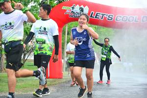 BIB: 
                            <button type="button" onclick="openModal(3723098)" class="btn btn-primary btn-sm float-right btn-popup" data-toggle="modal" data-target=".modal-high-quality">
                        <i class="fas fa-shopping-cart"></i> Add to Cart
                    </button>
                                            <button type="button" onclick="isThisMe(3723098, true)" class="btn btn-success btn-sm float-right btn-popup btn-isme hidden" data-toggle="tooltip" data-placement="bottom" title="นี่คือรูปของคุณใช่ไหม คลิกที่นี่เพื่อเอาเข้าอัลบั้ม">
                        <i class="fas fa-plus"></i> Add to album
                    </button>
                    <button type="button" onclick="isThisMe(3723098, false)" class="btn btn-warning btn-sm float-right btn-popup btn-isnotme hidden">
                        <i class="fas fa-ban"></i> Remove from album
                    </button>