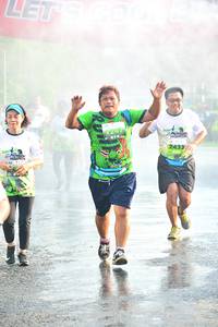 BIB: 1247, 2433
                            <button type="button" onclick="openModal(3734570)" class="btn btn-primary btn-sm float-right btn-popup" data-toggle="modal" data-target=".modal-high-quality">
                        <i class="fas fa-shopping-cart"></i> Add to Cart
                    </button>
                                            <button type="button" onclick="isThisMe(3734570, true)" class="btn btn-success btn-sm float-right btn-popup btn-isme hidden" data-toggle="tooltip" data-placement="bottom" title="นี่คือรูปของคุณใช่ไหม คลิกที่นี่เพื่อเอาเข้าอัลบั้ม">
                        <i class="fas fa-plus"></i> Add to album
                    </button>
                    <button type="button" onclick="isThisMe(3734570, false)" class="btn btn-warning btn-sm float-right btn-popup btn-isnotme hidden">
                        <i class="fas fa-ban"></i> Remove from album
                    </button>