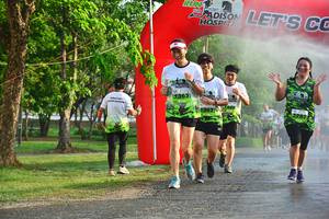 BIB: 2785
                            <button type="button" onclick="openModal(3758146)" class="btn btn-primary btn-sm float-right btn-popup" data-toggle="modal" data-target=".modal-high-quality">
                        <i class="fas fa-shopping-cart"></i> Add to Cart
                    </button>
                                            <button type="button" onclick="isThisMe(3758146, true)" class="btn btn-success btn-sm float-right btn-popup btn-isme hidden" data-toggle="tooltip" data-placement="bottom" title="นี่คือรูปของคุณใช่ไหม คลิกที่นี่เพื่อเอาเข้าอัลบั้ม">
                        <i class="fas fa-plus"></i> Add to album
                    </button>
                    <button type="button" onclick="isThisMe(3758146, false)" class="btn btn-warning btn-sm float-right btn-popup btn-isnotme hidden">
                        <i class="fas fa-ban"></i> Remove from album
                    </button>