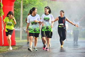 BIB: 
                            <button type="button" onclick="openModal(3770304)" class="btn btn-primary btn-sm float-right btn-popup" data-toggle="modal" data-target=".modal-high-quality">
                        <i class="fas fa-shopping-cart"></i> Add to Cart
                    </button>
                                            <button type="button" onclick="isThisMe(3770304, true)" class="btn btn-success btn-sm float-right btn-popup btn-isme hidden" data-toggle="tooltip" data-placement="bottom" title="นี่คือรูปของคุณใช่ไหม คลิกที่นี่เพื่อเอาเข้าอัลบั้ม">
                        <i class="fas fa-plus"></i> Add to album
                    </button>
                    <button type="button" onclick="isThisMe(3770304, false)" class="btn btn-warning btn-sm float-right btn-popup btn-isnotme hidden">
                        <i class="fas fa-ban"></i> Remove from album
                    </button>