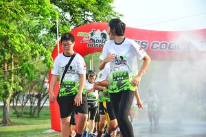 BIB: 1082, 492
                            <button type="button" onclick="openModal(3756788)" class="btn btn-primary btn-sm float-right btn-popup" data-toggle="modal" data-target=".modal-high-quality">
                        <i class="fas fa-shopping-cart"></i> Add to Cart
                    </button>
                                            <button type="button" onclick="isThisMe(3756788, true)" class="btn btn-success btn-sm float-right btn-popup btn-isme hidden" data-toggle="tooltip" data-placement="bottom" title="นี่คือรูปของคุณใช่ไหม คลิกที่นี่เพื่อเอาเข้าอัลบั้ม">
                        <i class="fas fa-plus"></i> Add to album
                    </button>
                    <button type="button" onclick="isThisMe(3756788, false)" class="btn btn-warning btn-sm float-right btn-popup btn-isnotme hidden">
                        <i class="fas fa-ban"></i> Remove from album
                    </button>