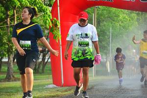 BIB: 1147
                            <button type="button" onclick="openModal(3748612)" class="btn btn-primary btn-sm float-right btn-popup" data-toggle="modal" data-target=".modal-high-quality">
                        <i class="fas fa-shopping-cart"></i> Add to Cart
                    </button>
                                            <button type="button" onclick="isThisMe(3748612, true)" class="btn btn-success btn-sm float-right btn-popup btn-isme hidden" data-toggle="tooltip" data-placement="bottom" title="นี่คือรูปของคุณใช่ไหม คลิกที่นี่เพื่อเอาเข้าอัลบั้ม">
                        <i class="fas fa-plus"></i> Add to album
                    </button>
                    <button type="button" onclick="isThisMe(3748612, false)" class="btn btn-warning btn-sm float-right btn-popup btn-isnotme hidden">
                        <i class="fas fa-ban"></i> Remove from album
                    </button>