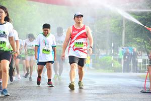 BIB: 1895, 2493
                            <button type="button" onclick="openModal(3772880)" class="btn btn-primary btn-sm float-right btn-popup" data-toggle="modal" data-target=".modal-high-quality">
                        <i class="fas fa-shopping-cart"></i> Add to Cart
                    </button>
                                            <button type="button" onclick="isThisMe(3772880, true)" class="btn btn-success btn-sm float-right btn-popup btn-isme hidden" data-toggle="tooltip" data-placement="bottom" title="นี่คือรูปของคุณใช่ไหม คลิกที่นี่เพื่อเอาเข้าอัลบั้ม">
                        <i class="fas fa-plus"></i> Add to album
                    </button>
                    <button type="button" onclick="isThisMe(3772880, false)" class="btn btn-warning btn-sm float-right btn-popup btn-isnotme hidden">
                        <i class="fas fa-ban"></i> Remove from album
                    </button>