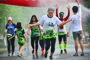 BIB: 324
                            <button type="button" onclick="openModal(3774391)" class="btn btn-primary btn-sm float-right btn-popup" data-toggle="modal" data-target=".modal-high-quality">
                        <i class="fas fa-shopping-cart"></i> Add to Cart
                    </button>
                                            <button type="button" onclick="isThisMe(3774391, true)" class="btn btn-success btn-sm float-right btn-popup btn-isme hidden" data-toggle="tooltip" data-placement="bottom" title="นี่คือรูปของคุณใช่ไหม คลิกที่นี่เพื่อเอาเข้าอัลบั้ม">
                        <i class="fas fa-plus"></i> Add to album
                    </button>
                    <button type="button" onclick="isThisMe(3774391, false)" class="btn btn-warning btn-sm float-right btn-popup btn-isnotme hidden">
                        <i class="fas fa-ban"></i> Remove from album
                    </button>