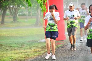 BIB: 830, 298
                            <button type="button" onclick="openModal(3732877)" class="btn btn-primary btn-sm float-right btn-popup" data-toggle="modal" data-target=".modal-high-quality">
                        <i class="fas fa-shopping-cart"></i> Add to Cart
                    </button>
                                            <button type="button" onclick="isThisMe(3732877, true)" class="btn btn-success btn-sm float-right btn-popup btn-isme hidden" data-toggle="tooltip" data-placement="bottom" title="นี่คือรูปของคุณใช่ไหม คลิกที่นี่เพื่อเอาเข้าอัลบั้ม">
                        <i class="fas fa-plus"></i> Add to album
                    </button>
                    <button type="button" onclick="isThisMe(3732877, false)" class="btn btn-warning btn-sm float-right btn-popup btn-isnotme hidden">
                        <i class="fas fa-ban"></i> Remove from album
                    </button>