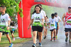 BIB: 1895, 205
                            <button type="button" onclick="openModal(3772781)" class="btn btn-primary btn-sm float-right btn-popup" data-toggle="modal" data-target=".modal-high-quality">
                        <i class="fas fa-shopping-cart"></i> Add to Cart
                    </button>
                                            <button type="button" onclick="isThisMe(3772781, true)" class="btn btn-success btn-sm float-right btn-popup btn-isme hidden" data-toggle="tooltip" data-placement="bottom" title="นี่คือรูปของคุณใช่ไหม คลิกที่นี่เพื่อเอาเข้าอัลบั้ม">
                        <i class="fas fa-plus"></i> Add to album
                    </button>
                    <button type="button" onclick="isThisMe(3772781, false)" class="btn btn-warning btn-sm float-right btn-popup btn-isnotme hidden">
                        <i class="fas fa-ban"></i> Remove from album
                    </button>