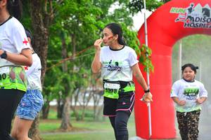 BIB: 1398
                            <button type="button" onclick="openModal(3723198)" class="btn btn-primary btn-sm float-right btn-popup" data-toggle="modal" data-target=".modal-high-quality">
                        <i class="fas fa-shopping-cart"></i> Add to Cart
                    </button>
                                            <button type="button" onclick="isThisMe(3723198, true)" class="btn btn-success btn-sm float-right btn-popup btn-isme hidden" data-toggle="tooltip" data-placement="bottom" title="นี่คือรูปของคุณใช่ไหม คลิกที่นี่เพื่อเอาเข้าอัลบั้ม">
                        <i class="fas fa-plus"></i> Add to album
                    </button>
                    <button type="button" onclick="isThisMe(3723198, false)" class="btn btn-warning btn-sm float-right btn-popup btn-isnotme hidden">
                        <i class="fas fa-ban"></i> Remove from album
                    </button>