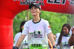 BIB: 1934
                            <button type="button" onclick="openModal(3773490)" class="btn btn-primary btn-sm float-right btn-popup" data-toggle="modal" data-target=".modal-high-quality">
                        <i class="fas fa-shopping-cart"></i> Add to Cart
                    </button>
                                            <button type="button" onclick="isThisMe(3773490, true)" class="btn btn-success btn-sm float-right btn-popup btn-isme hidden" data-toggle="tooltip" data-placement="bottom" title="นี่คือรูปของคุณใช่ไหม คลิกที่นี่เพื่อเอาเข้าอัลบั้ม">
                        <i class="fas fa-plus"></i> Add to album
                    </button>
                    <button type="button" onclick="isThisMe(3773490, false)" class="btn btn-warning btn-sm float-right btn-popup btn-isnotme hidden">
                        <i class="fas fa-ban"></i> Remove from album
                    </button>