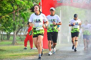 BIB: 2115
                            <button type="button" onclick="openModal(3717634)" class="btn btn-primary btn-sm float-right btn-popup" data-toggle="modal" data-target=".modal-high-quality">
                        <i class="fas fa-shopping-cart"></i> Add to Cart
                    </button>
                                            <button type="button" onclick="isThisMe(3717634, true)" class="btn btn-success btn-sm float-right btn-popup btn-isme hidden" data-toggle="tooltip" data-placement="bottom" title="นี่คือรูปของคุณใช่ไหม คลิกที่นี่เพื่อเอาเข้าอัลบั้ม">
                        <i class="fas fa-plus"></i> Add to album
                    </button>
                    <button type="button" onclick="isThisMe(3717634, false)" class="btn btn-warning btn-sm float-right btn-popup btn-isnotme hidden">
                        <i class="fas fa-ban"></i> Remove from album
                    </button>