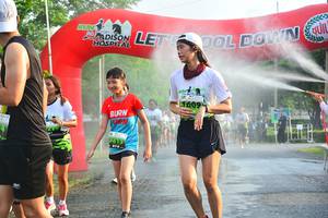 BIB: 1609, 813
                            <button type="button" onclick="openModal(3754188)" class="btn btn-primary btn-sm float-right btn-popup" data-toggle="modal" data-target=".modal-high-quality">
                        <i class="fas fa-shopping-cart"></i> Add to Cart
                    </button>
                                            <button type="button" onclick="isThisMe(3754188, true)" class="btn btn-success btn-sm float-right btn-popup btn-isme hidden" data-toggle="tooltip" data-placement="bottom" title="นี่คือรูปของคุณใช่ไหม คลิกที่นี่เพื่อเอาเข้าอัลบั้ม">
                        <i class="fas fa-plus"></i> Add to album
                    </button>
                    <button type="button" onclick="isThisMe(3754188, false)" class="btn btn-warning btn-sm float-right btn-popup btn-isnotme hidden">
                        <i class="fas fa-ban"></i> Remove from album
                    </button>