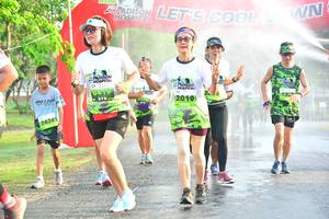 BIB: 419, 2010
                            <button type="button" onclick="openModal(3745082)" class="btn btn-primary btn-sm float-right btn-popup" data-toggle="modal" data-target=".modal-high-quality">
                        <i class="fas fa-shopping-cart"></i> Add to Cart
                    </button>
                                            <button type="button" onclick="isThisMe(3745082, true)" class="btn btn-success btn-sm float-right btn-popup btn-isme hidden" data-toggle="tooltip" data-placement="bottom" title="นี่คือรูปของคุณใช่ไหม คลิกที่นี่เพื่อเอาเข้าอัลบั้ม">
                        <i class="fas fa-plus"></i> Add to album
                    </button>
                    <button type="button" onclick="isThisMe(3745082, false)" class="btn btn-warning btn-sm float-right btn-popup btn-isnotme hidden">
                        <i class="fas fa-ban"></i> Remove from album
                    </button>