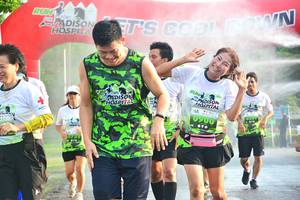 BIB: 090
                            <button type="button" onclick="openModal(3744588)" class="btn btn-primary btn-sm float-right btn-popup" data-toggle="modal" data-target=".modal-high-quality">
                        <i class="fas fa-shopping-cart"></i> Add to Cart
                    </button>
                                            <button type="button" onclick="isThisMe(3744588, true)" class="btn btn-success btn-sm float-right btn-popup btn-isme hidden" data-toggle="tooltip" data-placement="bottom" title="นี่คือรูปของคุณใช่ไหม คลิกที่นี่เพื่อเอาเข้าอัลบั้ม">
                        <i class="fas fa-plus"></i> Add to album
                    </button>
                    <button type="button" onclick="isThisMe(3744588, false)" class="btn btn-warning btn-sm float-right btn-popup btn-isnotme hidden">
                        <i class="fas fa-ban"></i> Remove from album
                    </button>