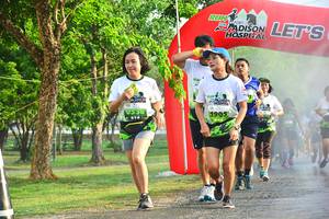 BIB: 1905
                            <button type="button" onclick="openModal(3756667)" class="btn btn-primary btn-sm float-right btn-popup" data-toggle="modal" data-target=".modal-high-quality">
                        <i class="fas fa-shopping-cart"></i> Add to Cart
                    </button>
                                            <button type="button" onclick="isThisMe(3756667, true)" class="btn btn-success btn-sm float-right btn-popup btn-isme hidden" data-toggle="tooltip" data-placement="bottom" title="นี่คือรูปของคุณใช่ไหม คลิกที่นี่เพื่อเอาเข้าอัลบั้ม">
                        <i class="fas fa-plus"></i> Add to album
                    </button>
                    <button type="button" onclick="isThisMe(3756667, false)" class="btn btn-warning btn-sm float-right btn-popup btn-isnotme hidden">
                        <i class="fas fa-ban"></i> Remove from album
                    </button>