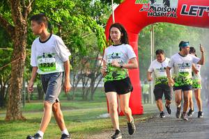 BIB: 1926
                            <button type="button" onclick="openModal(3767909)" class="btn btn-primary btn-sm float-right btn-popup" data-toggle="modal" data-target=".modal-high-quality">
                        <i class="fas fa-shopping-cart"></i> Add to Cart
                    </button>
                                            <button type="button" onclick="isThisMe(3767909, true)" class="btn btn-success btn-sm float-right btn-popup btn-isme hidden" data-toggle="tooltip" data-placement="bottom" title="นี่คือรูปของคุณใช่ไหม คลิกที่นี่เพื่อเอาเข้าอัลบั้ม">
                        <i class="fas fa-plus"></i> Add to album
                    </button>
                    <button type="button" onclick="isThisMe(3767909, false)" class="btn btn-warning btn-sm float-right btn-popup btn-isnotme hidden">
                        <i class="fas fa-ban"></i> Remove from album
                    </button>