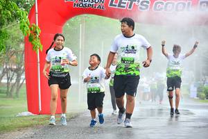 BIB: 1070, 1154
                            <button type="button" onclick="openModal(3721049)" class="btn btn-primary btn-sm float-right btn-popup" data-toggle="modal" data-target=".modal-high-quality">
                        <i class="fas fa-shopping-cart"></i> Add to Cart
                    </button>
                                            <button type="button" onclick="isThisMe(3721049, true)" class="btn btn-success btn-sm float-right btn-popup btn-isme hidden" data-toggle="tooltip" data-placement="bottom" title="นี่คือรูปของคุณใช่ไหม คลิกที่นี่เพื่อเอาเข้าอัลบั้ม">
                        <i class="fas fa-plus"></i> Add to album
                    </button>
                    <button type="button" onclick="isThisMe(3721049, false)" class="btn btn-warning btn-sm float-right btn-popup btn-isnotme hidden">
                        <i class="fas fa-ban"></i> Remove from album
                    </button>