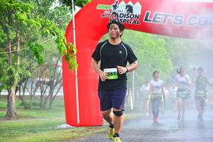 BIB: 585
                            <button type="button" onclick="openModal(3762859)" class="btn btn-primary btn-sm float-right btn-popup" data-toggle="modal" data-target=".modal-high-quality">
                        <i class="fas fa-shopping-cart"></i> Add to Cart
                    </button>
                                            <button type="button" onclick="isThisMe(3762859, true)" class="btn btn-success btn-sm float-right btn-popup btn-isme hidden" data-toggle="tooltip" data-placement="bottom" title="นี่คือรูปของคุณใช่ไหม คลิกที่นี่เพื่อเอาเข้าอัลบั้ม">
                        <i class="fas fa-plus"></i> Add to album
                    </button>
                    <button type="button" onclick="isThisMe(3762859, false)" class="btn btn-warning btn-sm float-right btn-popup btn-isnotme hidden">
                        <i class="fas fa-ban"></i> Remove from album
                    </button>