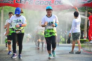 BIB: 1573
                            <button type="button" onclick="openModal(3759507)" class="btn btn-primary btn-sm float-right btn-popup" data-toggle="modal" data-target=".modal-high-quality">
                        <i class="fas fa-shopping-cart"></i> Add to Cart
                    </button>
                                            <button type="button" onclick="isThisMe(3759507, true)" class="btn btn-success btn-sm float-right btn-popup btn-isme hidden" data-toggle="tooltip" data-placement="bottom" title="นี่คือรูปของคุณใช่ไหม คลิกที่นี่เพื่อเอาเข้าอัลบั้ม">
                        <i class="fas fa-plus"></i> Add to album
                    </button>
                    <button type="button" onclick="isThisMe(3759507, false)" class="btn btn-warning btn-sm float-right btn-popup btn-isnotme hidden">
                        <i class="fas fa-ban"></i> Remove from album
                    </button>