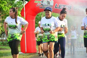 BIB: 0721
                            <button type="button" onclick="openModal(3754950)" class="btn btn-primary btn-sm float-right btn-popup" data-toggle="modal" data-target=".modal-high-quality">
                        <i class="fas fa-shopping-cart"></i> Add to Cart
                    </button>
                                            <button type="button" onclick="isThisMe(3754950, true)" class="btn btn-success btn-sm float-right btn-popup btn-isme hidden" data-toggle="tooltip" data-placement="bottom" title="นี่คือรูปของคุณใช่ไหม คลิกที่นี่เพื่อเอาเข้าอัลบั้ม">
                        <i class="fas fa-plus"></i> Add to album
                    </button>
                    <button type="button" onclick="isThisMe(3754950, false)" class="btn btn-warning btn-sm float-right btn-popup btn-isnotme hidden">
                        <i class="fas fa-ban"></i> Remove from album
                    </button>